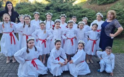 OTROŠKA FOLKLORNA SKUPINA OŠ PODZEMELJ