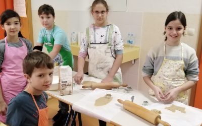 PEKA PRAZNIČNIH PIŠKOTOV